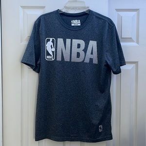 NBA T-shirt grey size Medium
